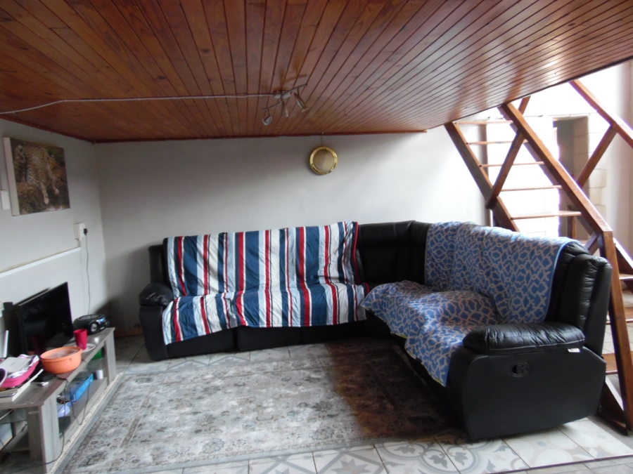 5 Bedroom Property for Sale in Doorn Free State